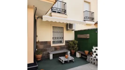 Terraced house on Calle Jaén, 31 photo 3