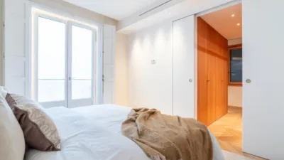 Apartment in Salamanca District photo 13