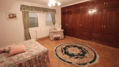 House in Urbanizations photo 19