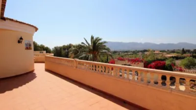 House in Urbanizations photo 9