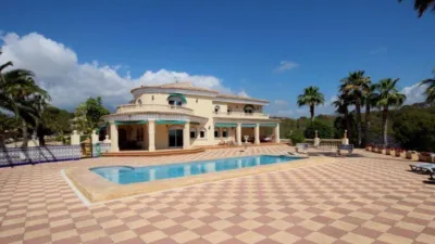House in Urbanizations photo 2