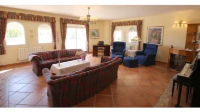 House in Urbanizations photo 11