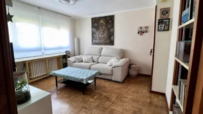 Apartment in Moratalaz photo 2