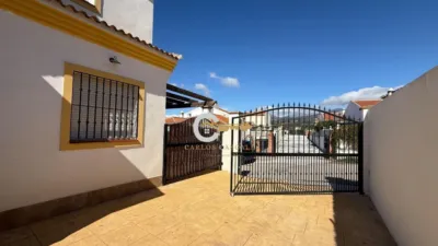 Semi-detached house in Alcaucín photo 3