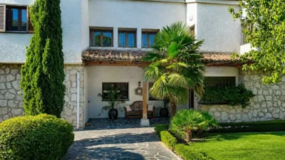 Chalet in Salud y Alegría - El Lago photo 3