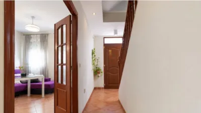 Semi-detached house in La Carlota photo 4