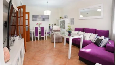Semi-detached house in La Carlota photo 3