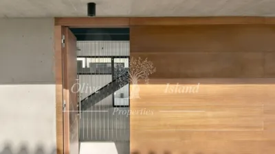 Villa in Alcanada photo 4