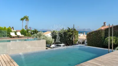 Villa in Alcanada photo 9