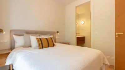 Apartment in Salamanca District photo 13