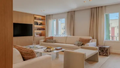 Apartment in Salamanca District photo 4
