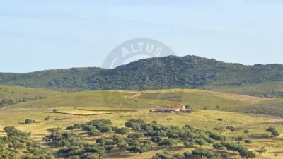 Rustic farm on Calle Poligono 3 Paraje 94 Quejigoso photo 7