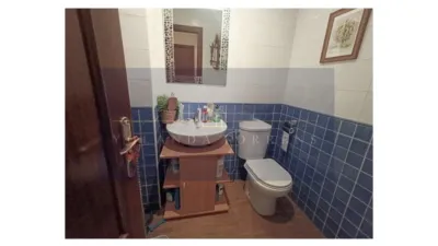 House in Oromana photo 8