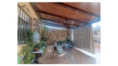 House in Oromana photo 3