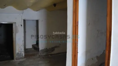 House on Carrer de la Democracia, 9 photo 2