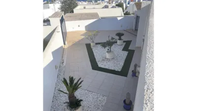 Casa en calle photo 43