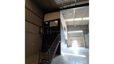 Nave industrial en alquiler en Las Lagunas, Las Lagunas (Mijas) de 2.500 €<span>/mes</span>