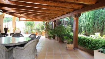 Chalet in Chiva photo 2