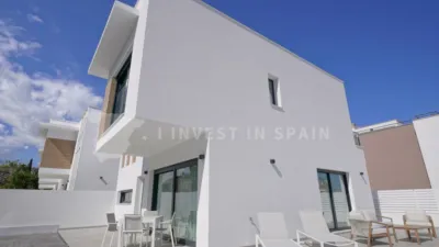 Villa in El Montgó photo 8