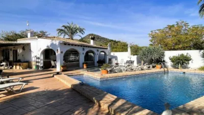 Villa in Burjulú photo 3