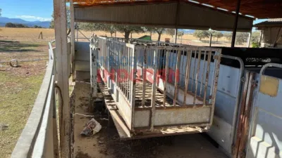 Rustic farm in Peraleda de la Mata photo 12