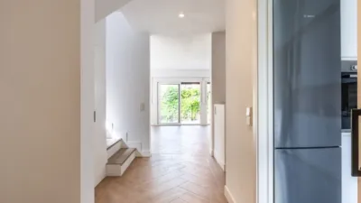 Semi-detached house on Calle de Vitoria photo 4