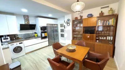 Piso en venta en San José-San Carlos-Fontanal, San José-San Carlos-Fontanal (Distrito San Pablo-Santa Justa. Sevilla Capital) de 444.000 €