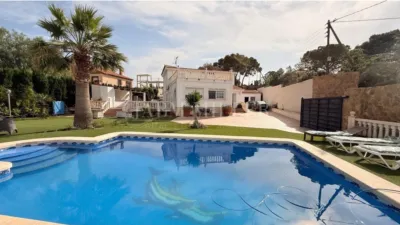 Chalet in La Costera photo 3