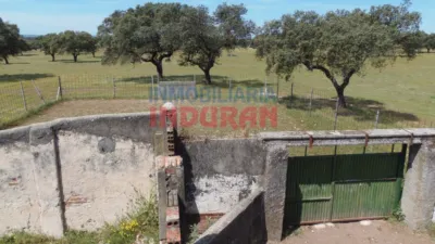 Rustic farm in Casatejada photo 15