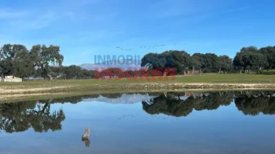 Rustic farm in Casatejada photo 8