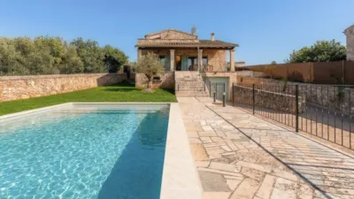 Villa in Sineu photo 16