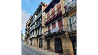 Casa en venta en Calle Karrika Nagusia, 21-13, Número 21-13, Erdialdea-Alde Zaharra-Mendibil-Santiago (Irun) de 500.000 €
