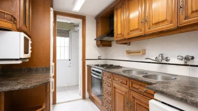 Piso en venta en Carrer de la Creu Coberta, 71, cerca de Carrer del Rector Triadó, Hostafrancs (Distrito Sants-Montjuïc. Barcelona Capital) de 425.000 €