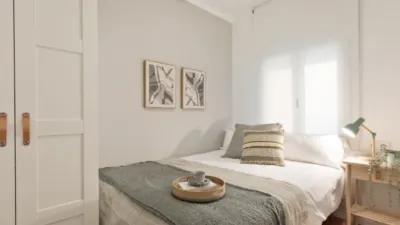 Apartamento en alquiler en Sagrada Família - Imagen 2