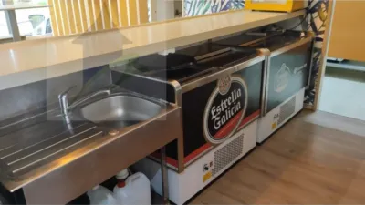 Local comercial en venta en Caranza - Més