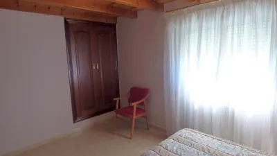 Chalet en venta en Calle C. La Corona, 2-20, Número 2-20, Arcusa (Aínsa-Sobrarbe) de 350.000 €