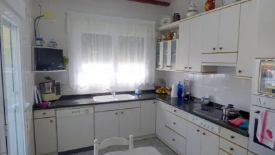 Chalet en venta en Calle C. La Corona, 2-20, Número 2-20, Arcusa (Aínsa-Sobrarbe) de 350.000 €
