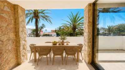Apartment in Empuriabrava photo 10