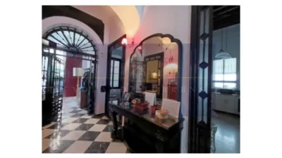 House in the Centre photo 4