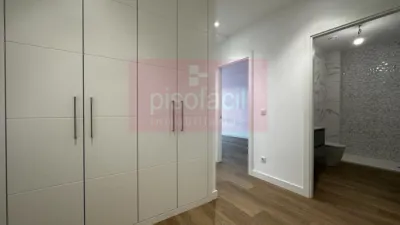 Apartment in the Center-Walled Enclosure photo 8