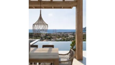 Villa in La Fustera photo 12