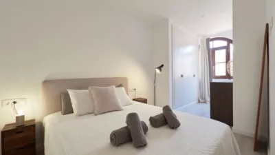 Apartamento en alquiler en Vila de Gràcia - Imagen 2