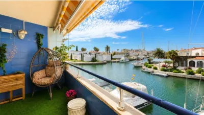 Apartment in Empuriabrava photo 2