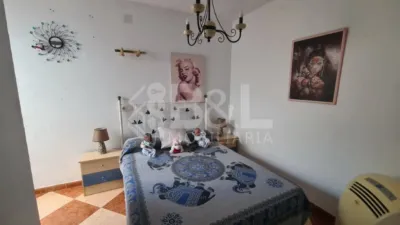House in Nuevo Parque-Los Rosales-Heavy Traffic photo 15