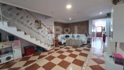 House in Nuevo Parque-Los Rosales-Heavy Traffic photo 3