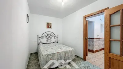 Townhouse in Árchez photo 9