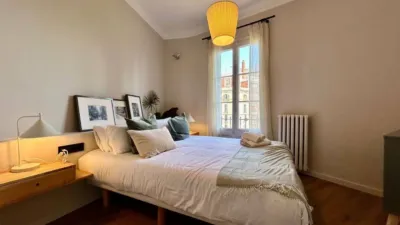 Apartamento en alquiler en Sagrada Família - Imagen 2