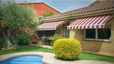 Chalet in Esclanyà photo 2