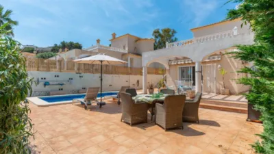 Chalet on Carrer Sant Miquel de Les Sal, No. 12 photo 18