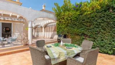 Chalet on Carrer Sant Miquel de Les Sal, No. 12 photo 19